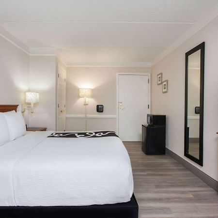 Baymont By Wyndham Fort Myers Central Eksteriør bilde