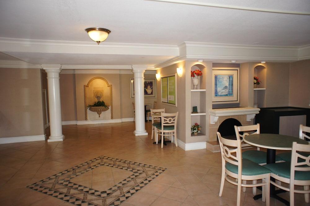 Baymont By Wyndham Fort Myers Central Eksteriør bilde