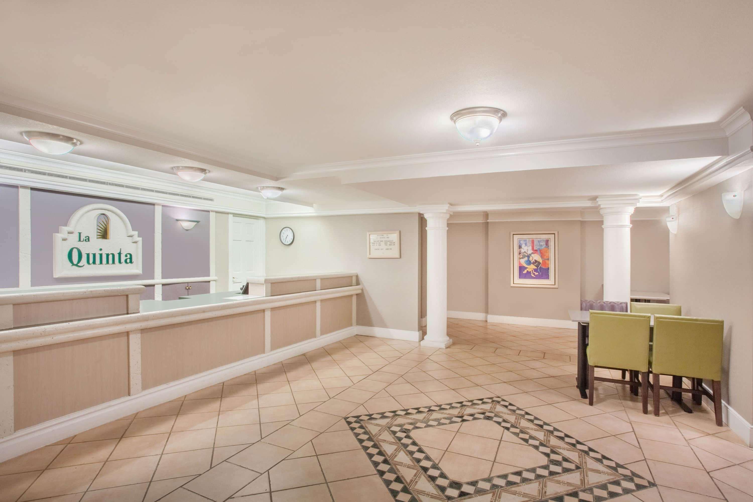 Baymont By Wyndham Fort Myers Central Eksteriør bilde