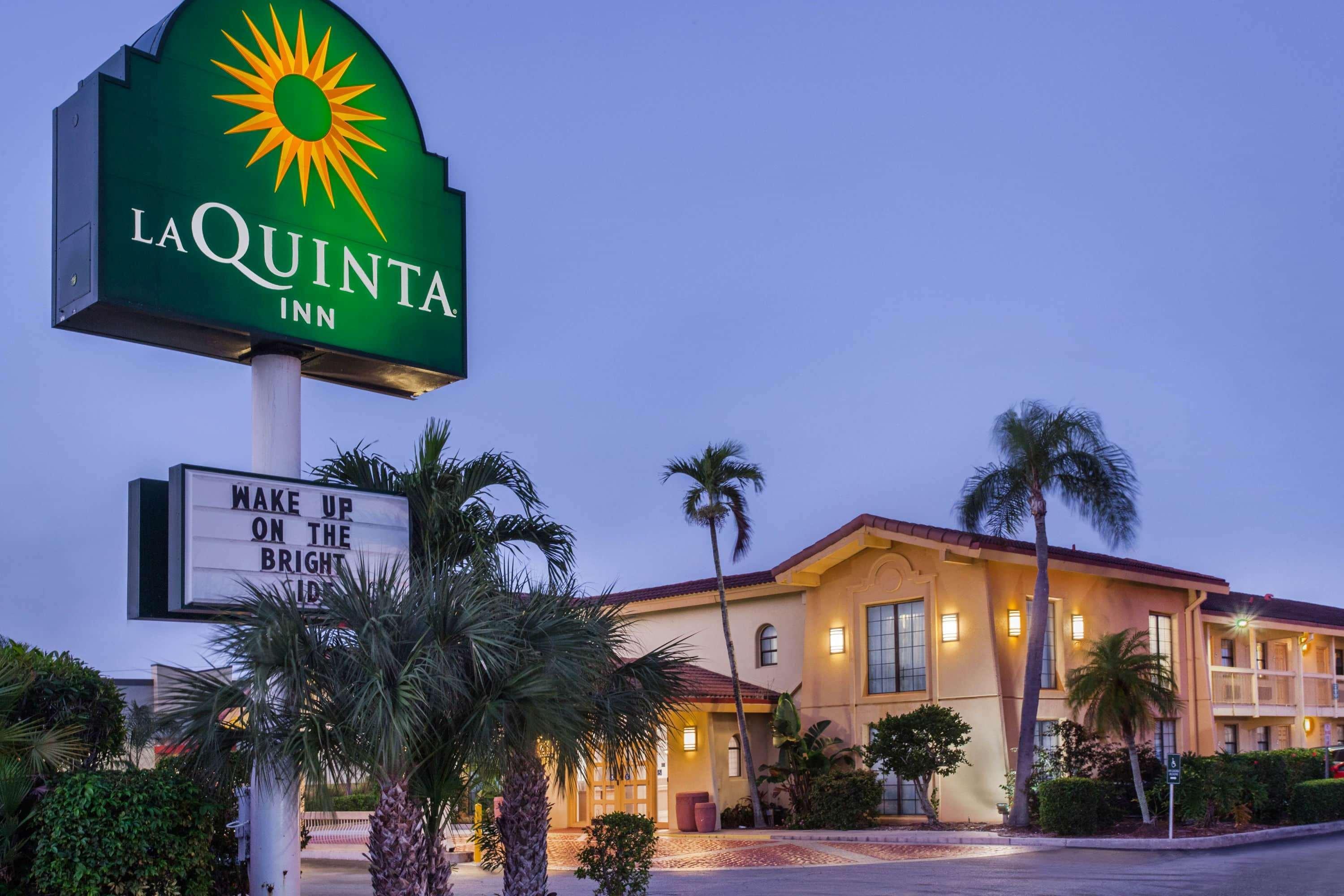 Baymont By Wyndham Fort Myers Central Eksteriør bilde