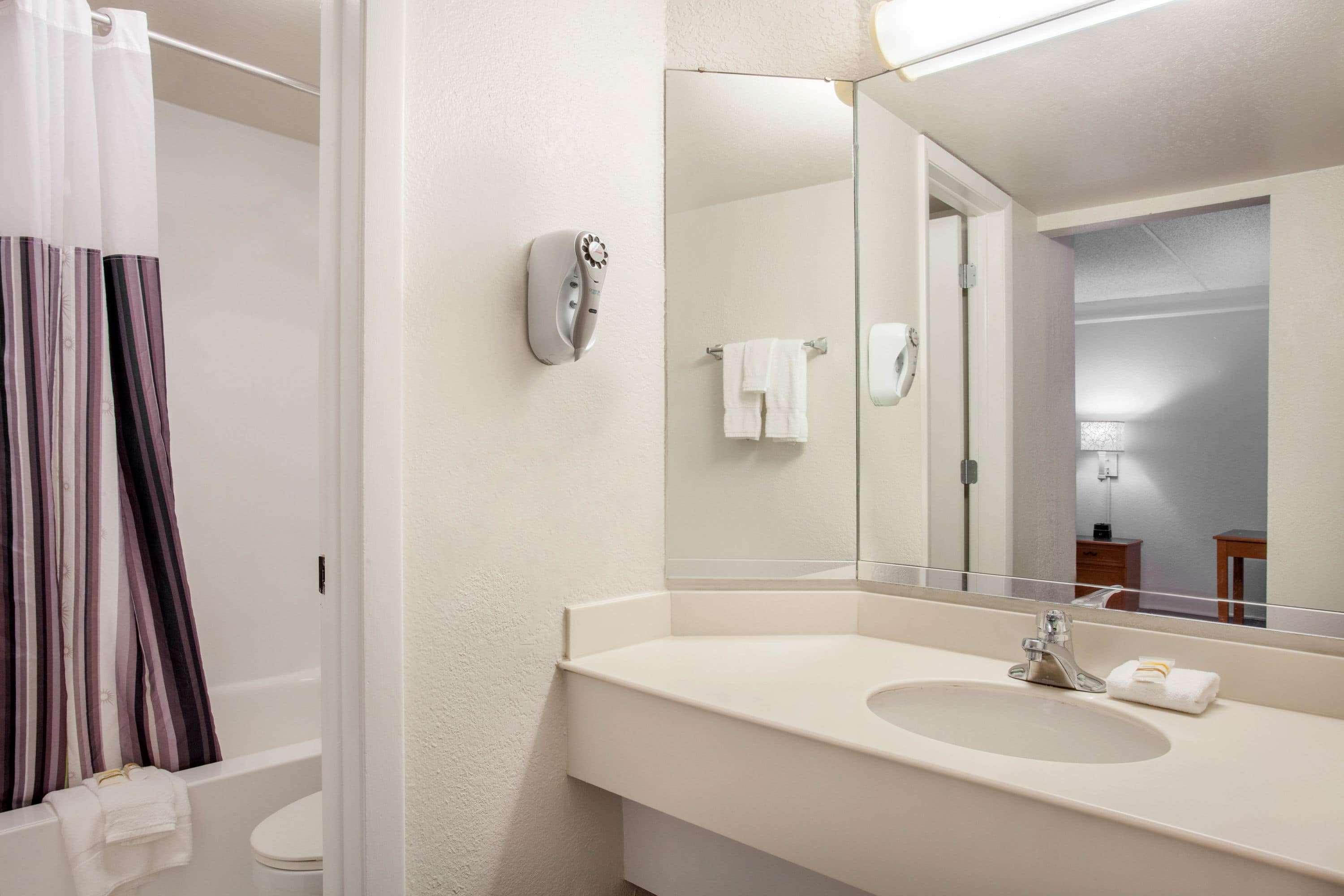 Baymont By Wyndham Fort Myers Central Eksteriør bilde